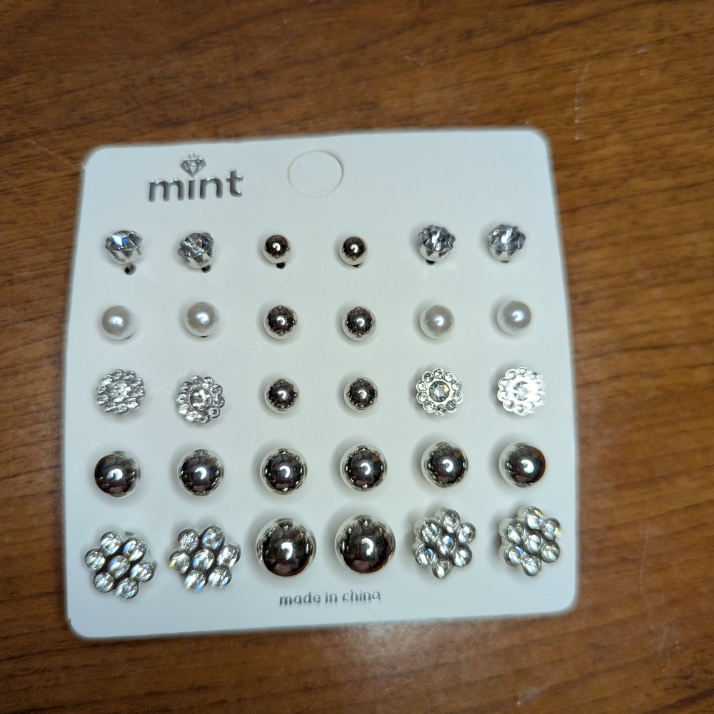 Mint Silver Toned Colored  Stud Earring Collection